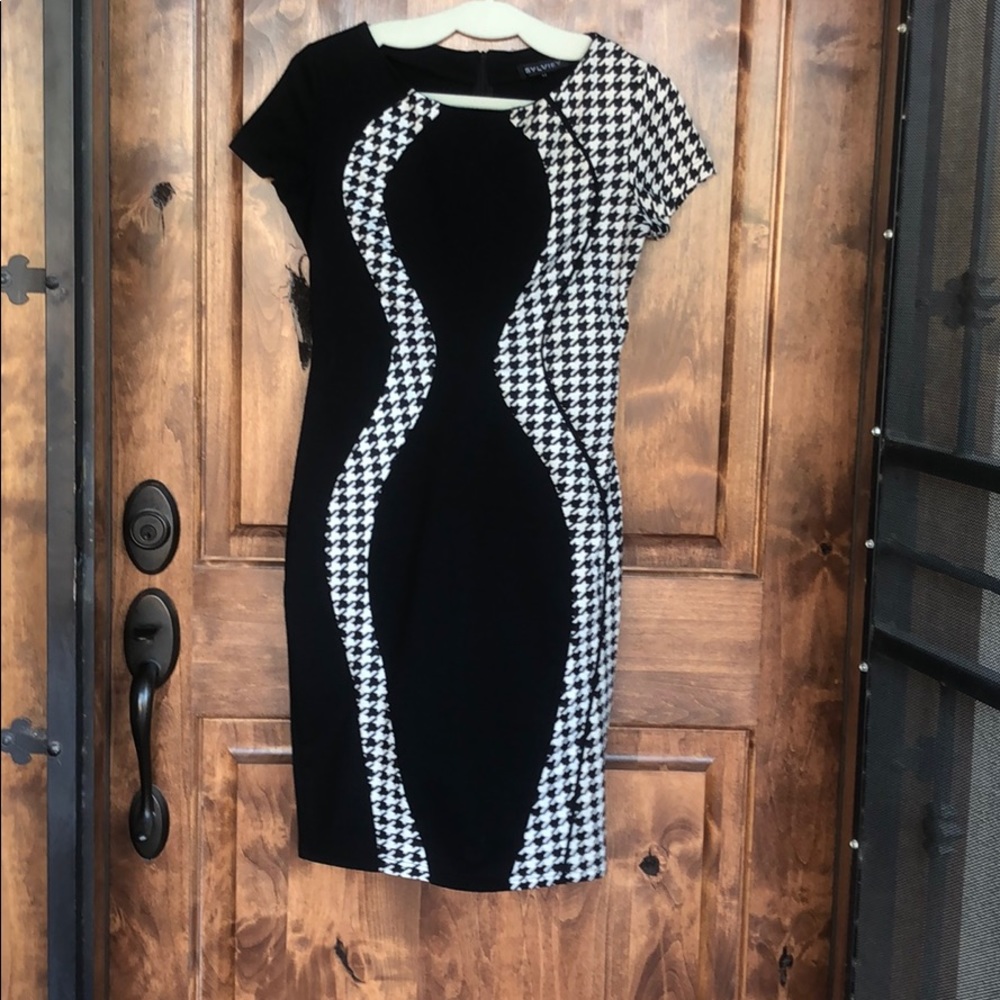Black and White Houndstooth Pencil Hourglass Dress